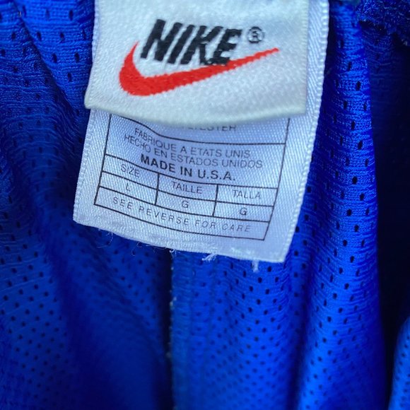 Nike Mesh Retro Shorts - Picture 3 of 3